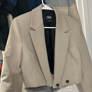 Zara Women's Light Tan Cropped double breasted Blazer